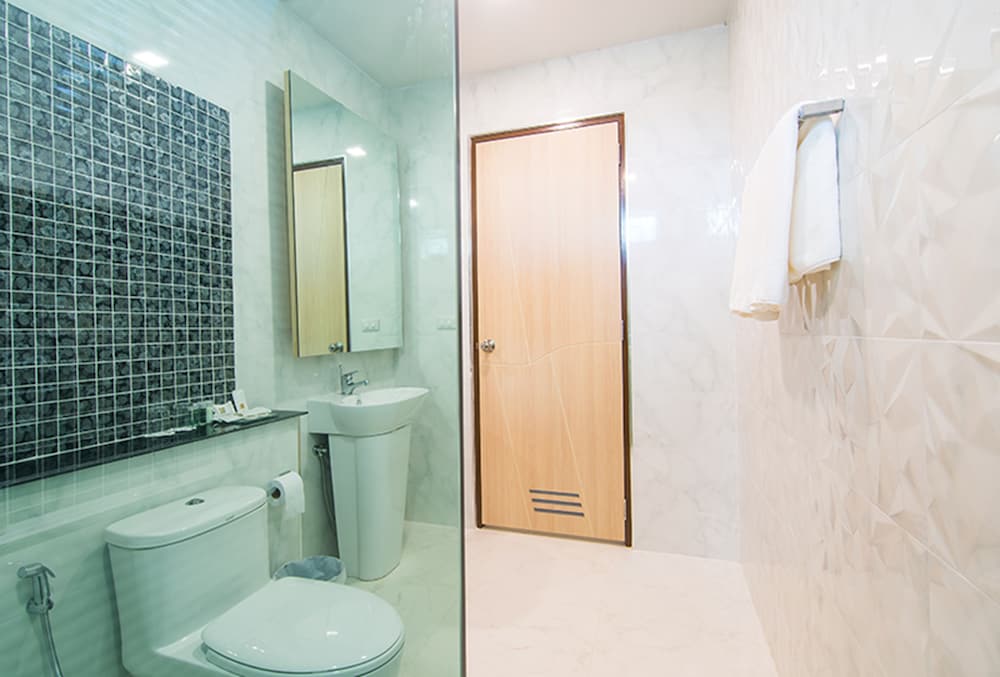 The Peak Chanthaburi Hotel 65/73