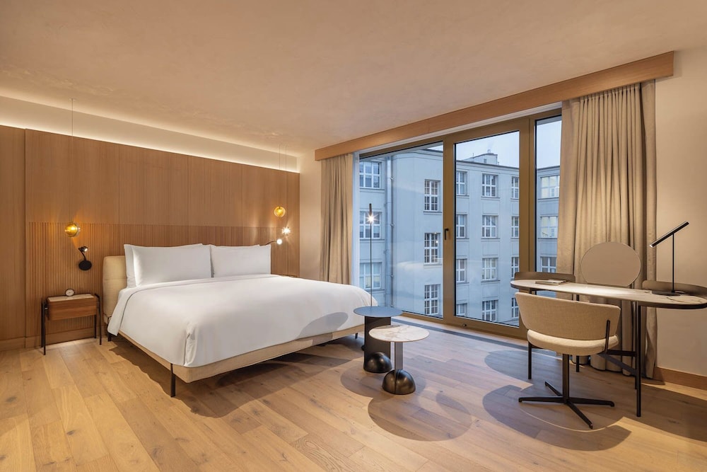 Residence, Studio, King and Double Bed