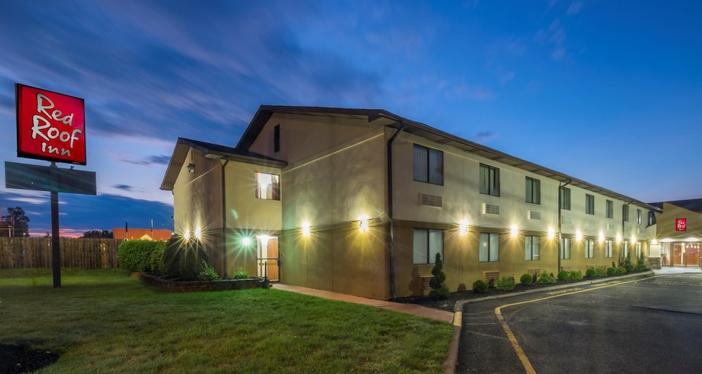 Red Roof Inn Binghamton North 1/58