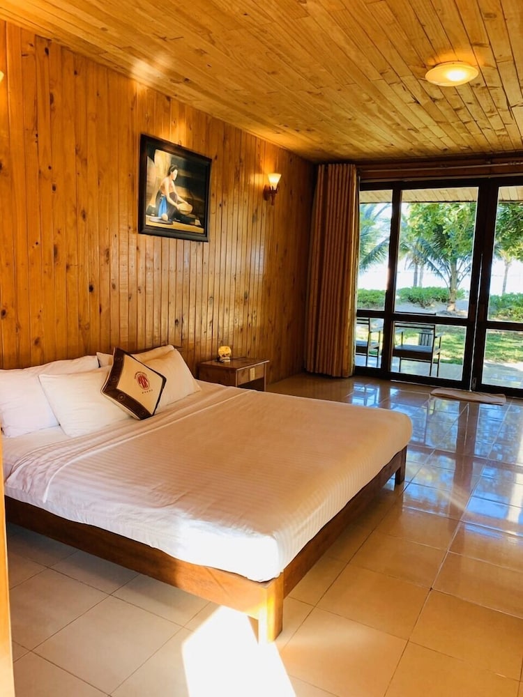 Tan Son Nhat Con Dao Resort 34/69