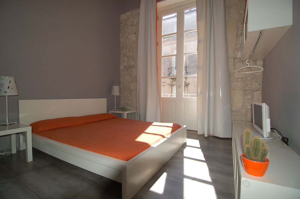 Lol Hostel Siracusa 3/26