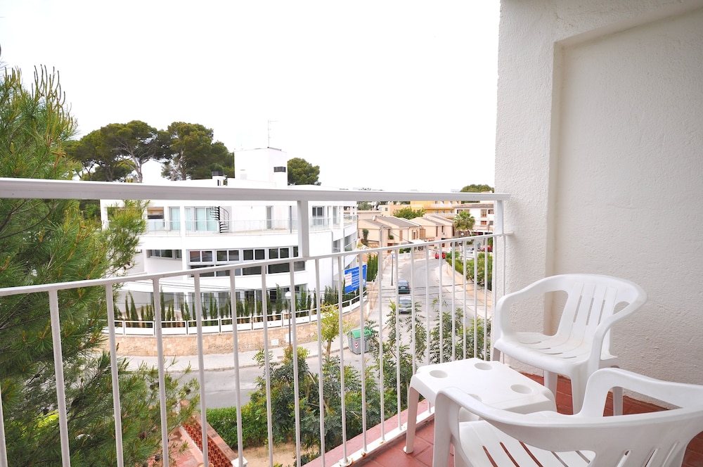 Houm Nets Hotel - Adults Only 9/66