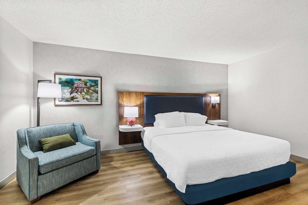 استوديو بسرير كينج مع أريكة لذوي الإعاقة، Hampton Inn Chattanooga North Ooltewah 4/9