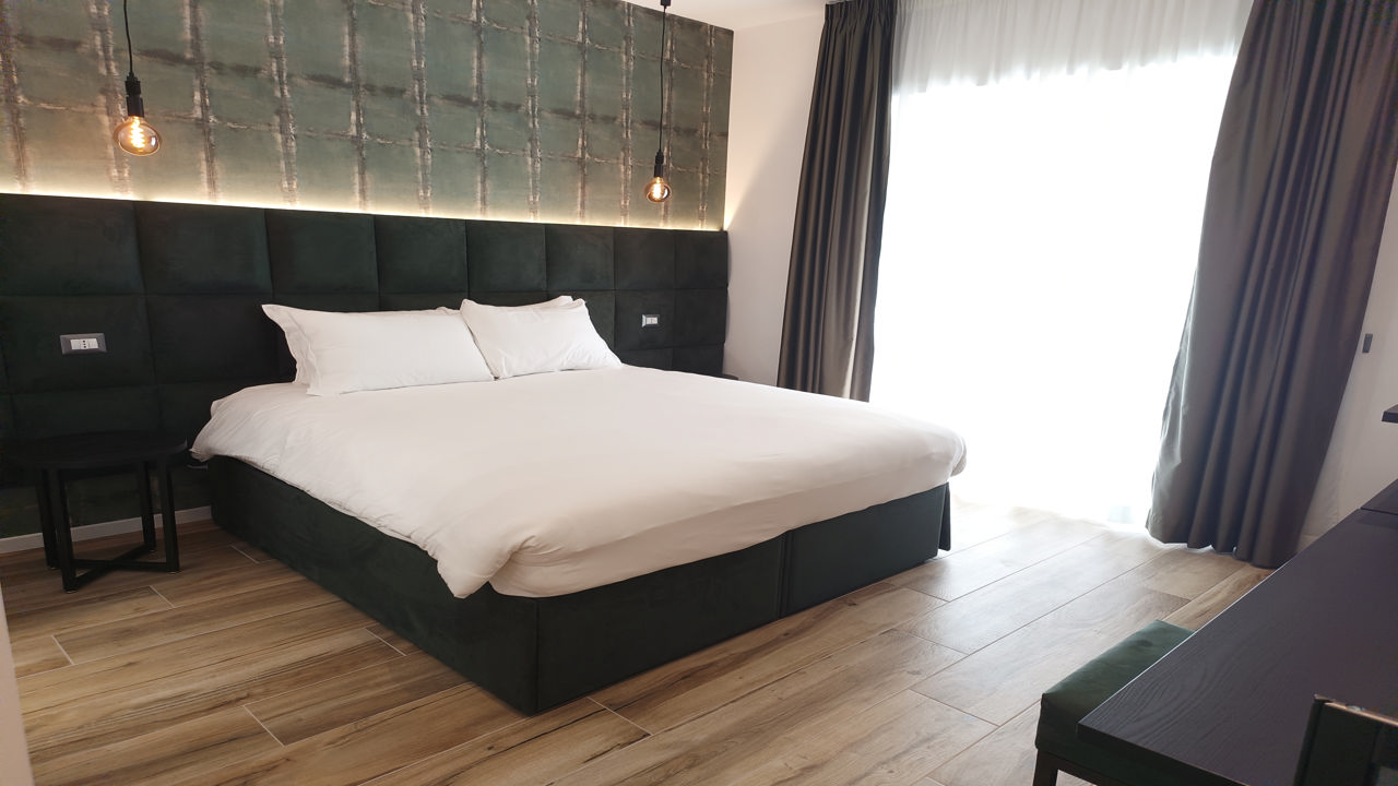 Romi Suite 14/38