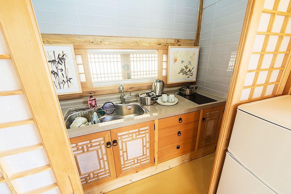 Canopus Resort Pension 49/50