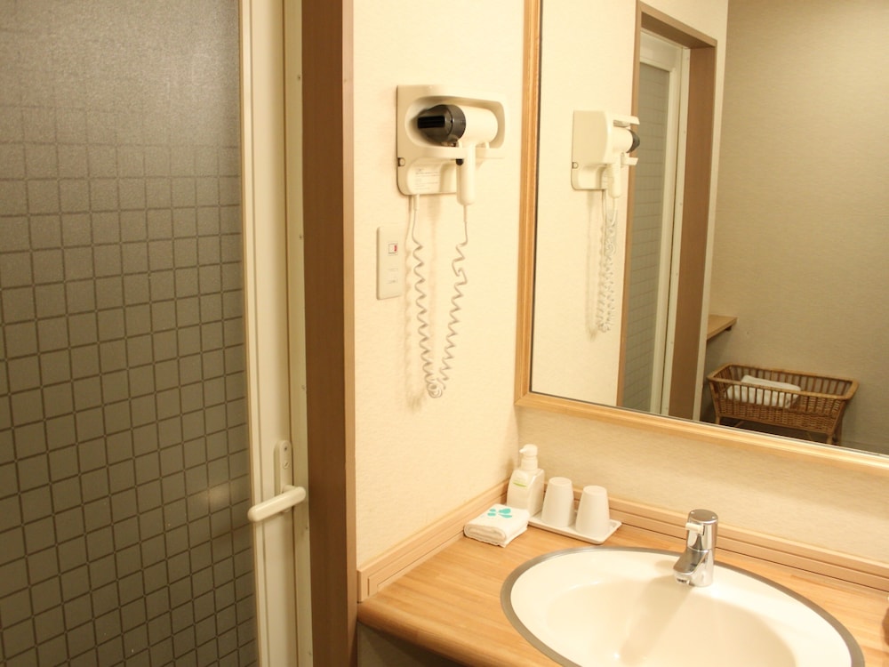 Hanabishi Hotel 16/70