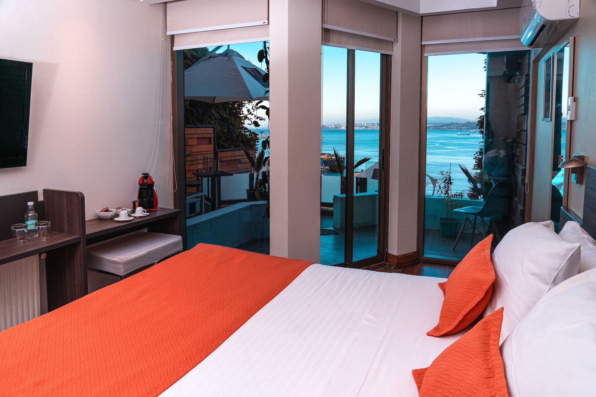 Room, Double Bed, Sea View, Shared Terrace