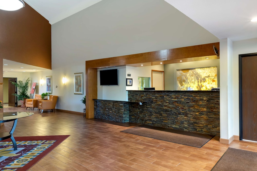 Best Western Davison Inn 8/43