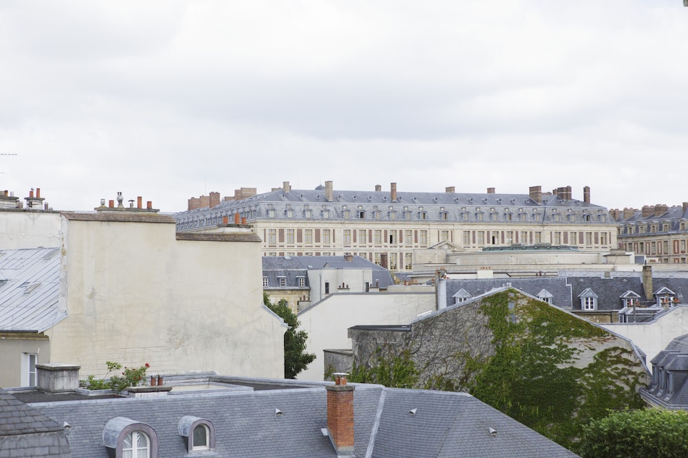 Les Apparts de l Oncle Louis 43/46