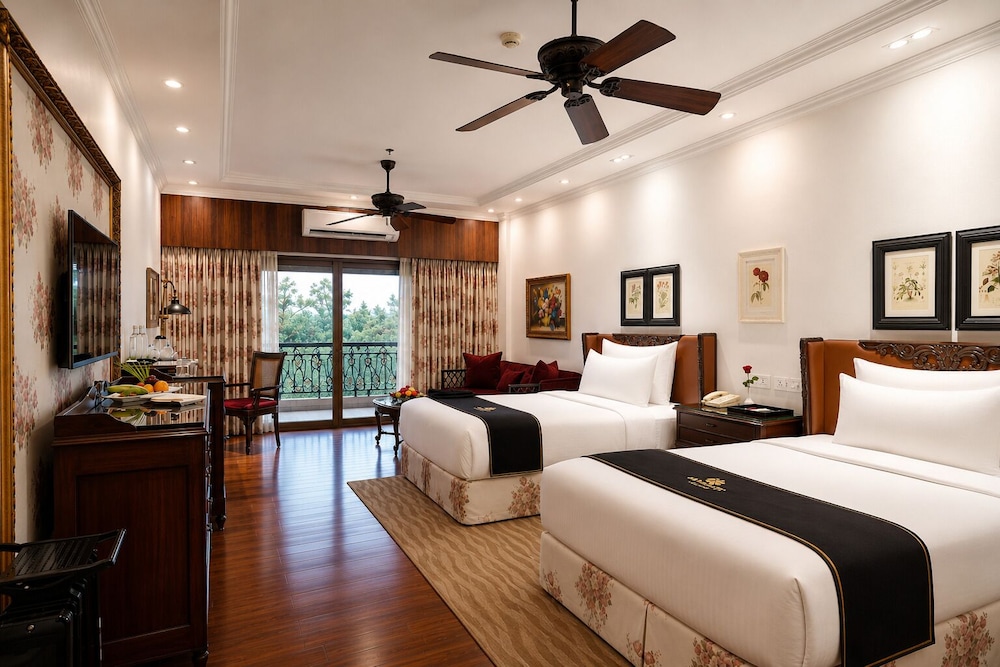 MAYFAIR Himalayan Spa Resort 6/45