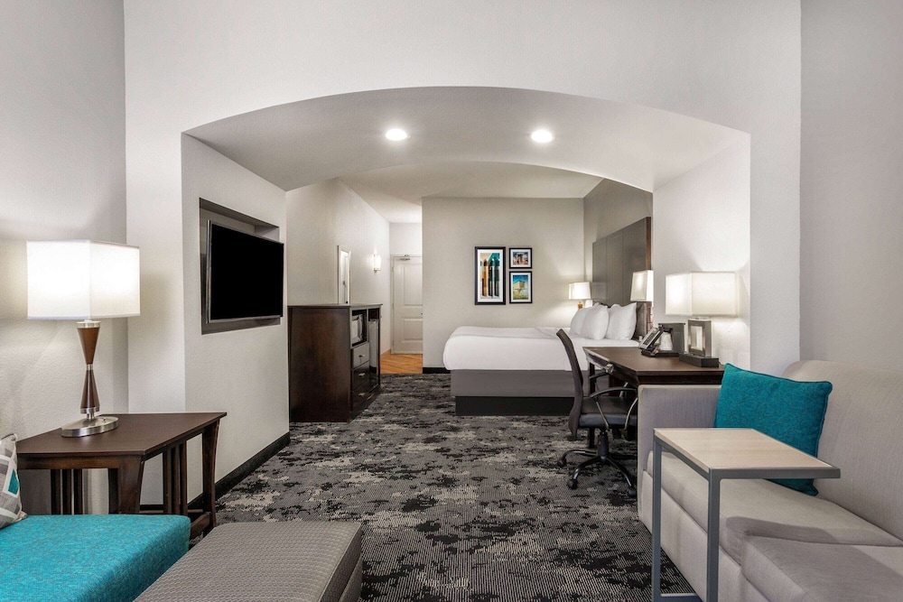 La Quinta Inn & Suites by Wyndham Columbus - Edinburgh 23/59