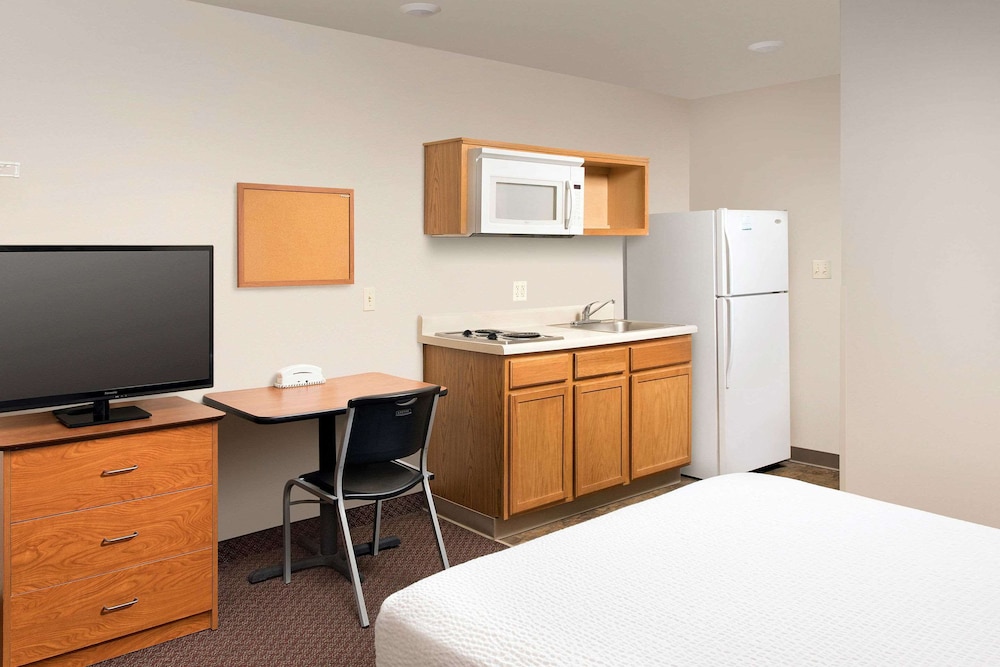 WoodSpring Suites Savannah Garden City 15/29