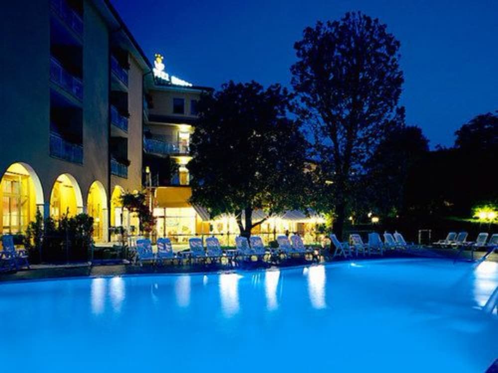 Hotel Bisesti 3/50