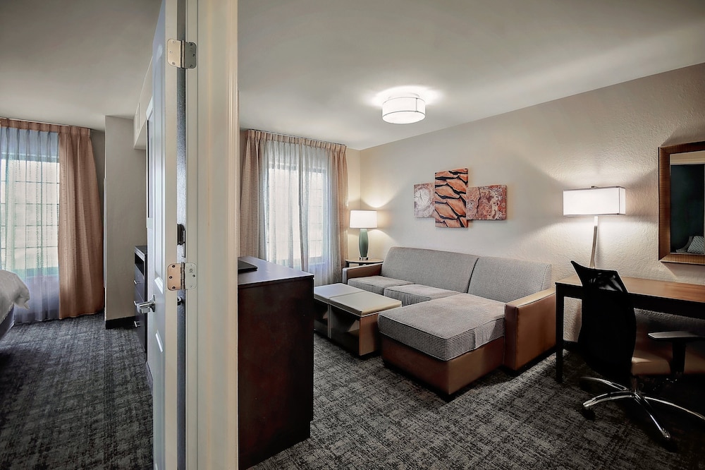 Staybridge Suites Holland 11/64
