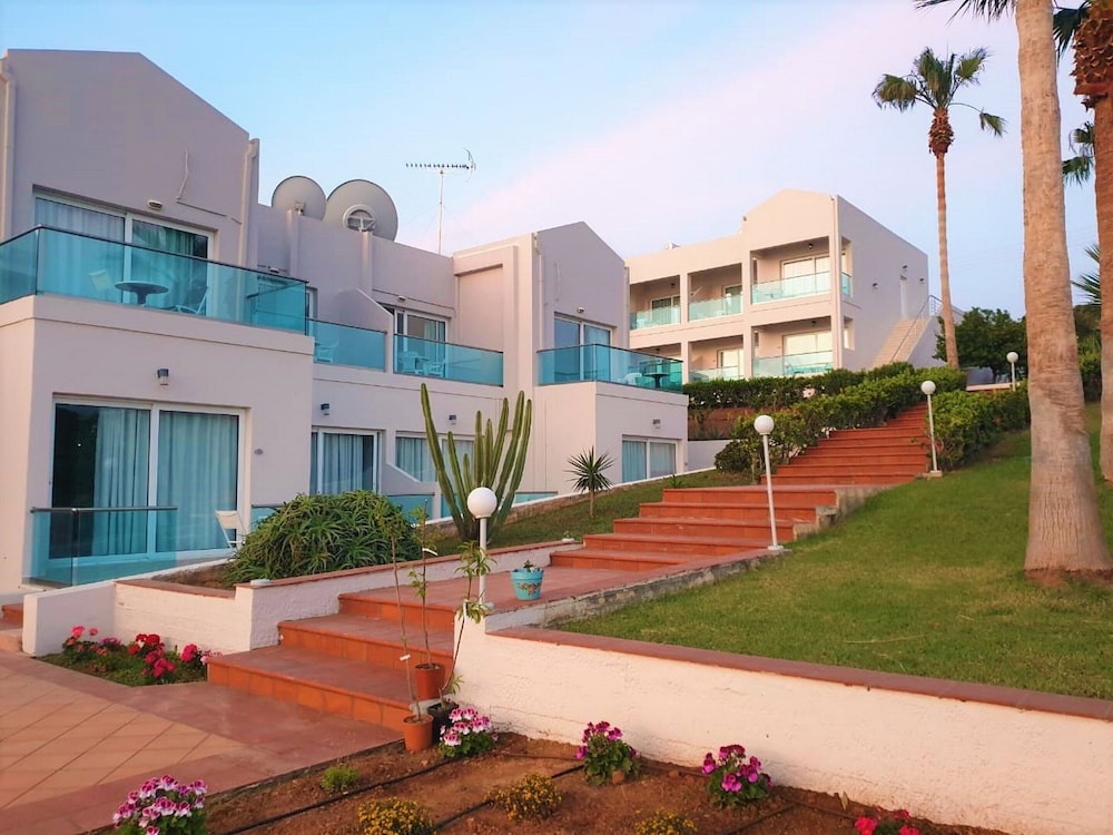 Saradari Beach Hotel in HERSONISSOS