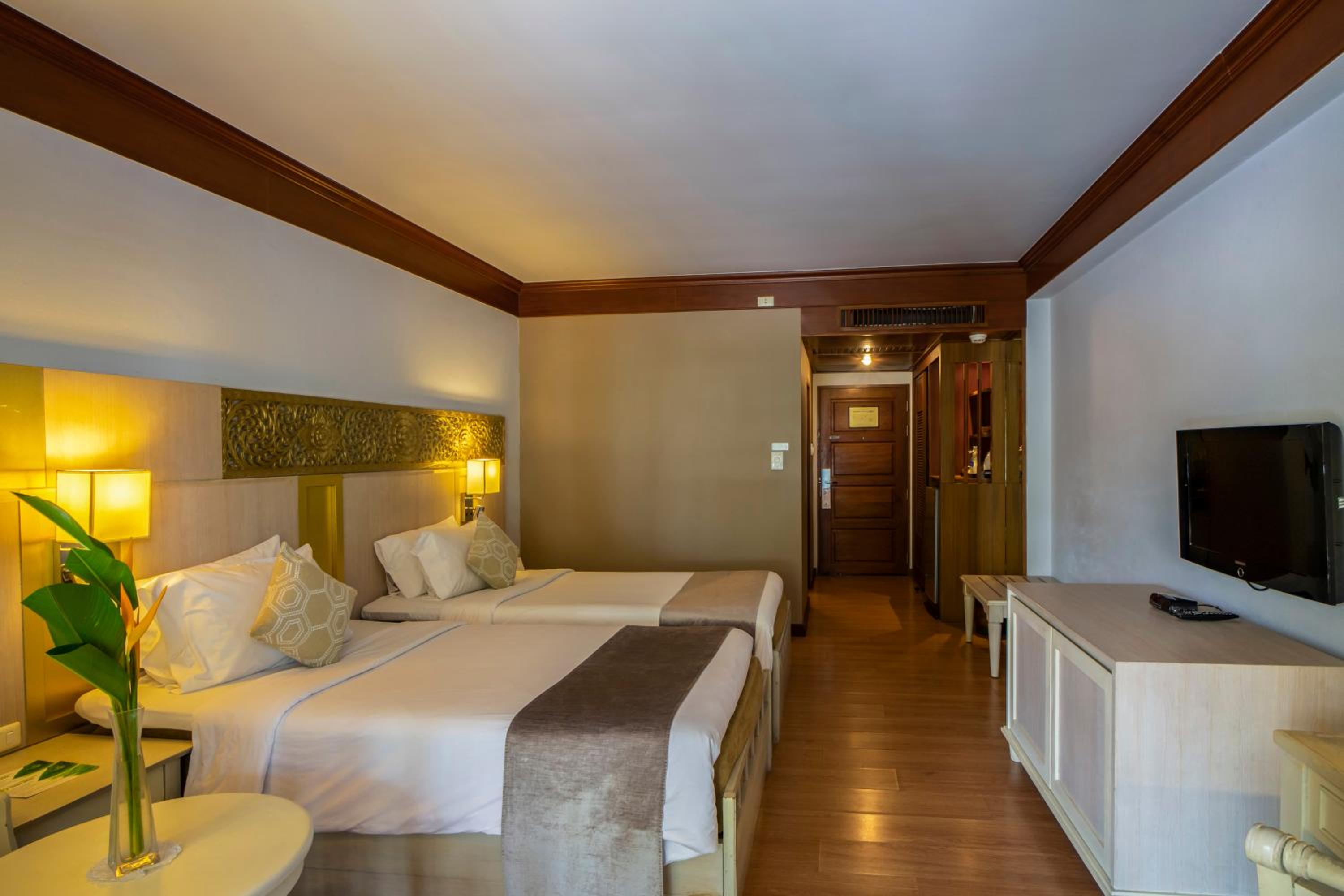 Room, Twin Beds, Balcony