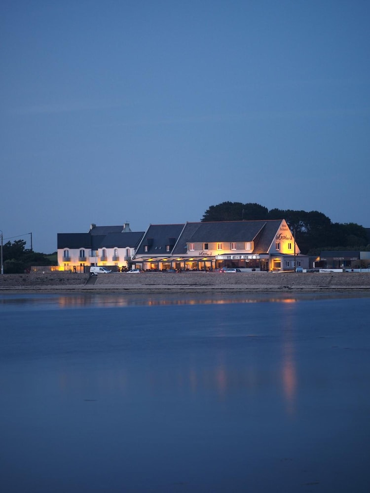 Le Castel Ac'h 44/46
