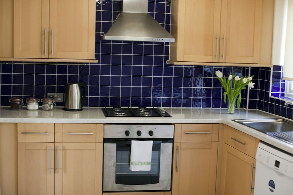 Brentwood Guest House Hotel 47/50