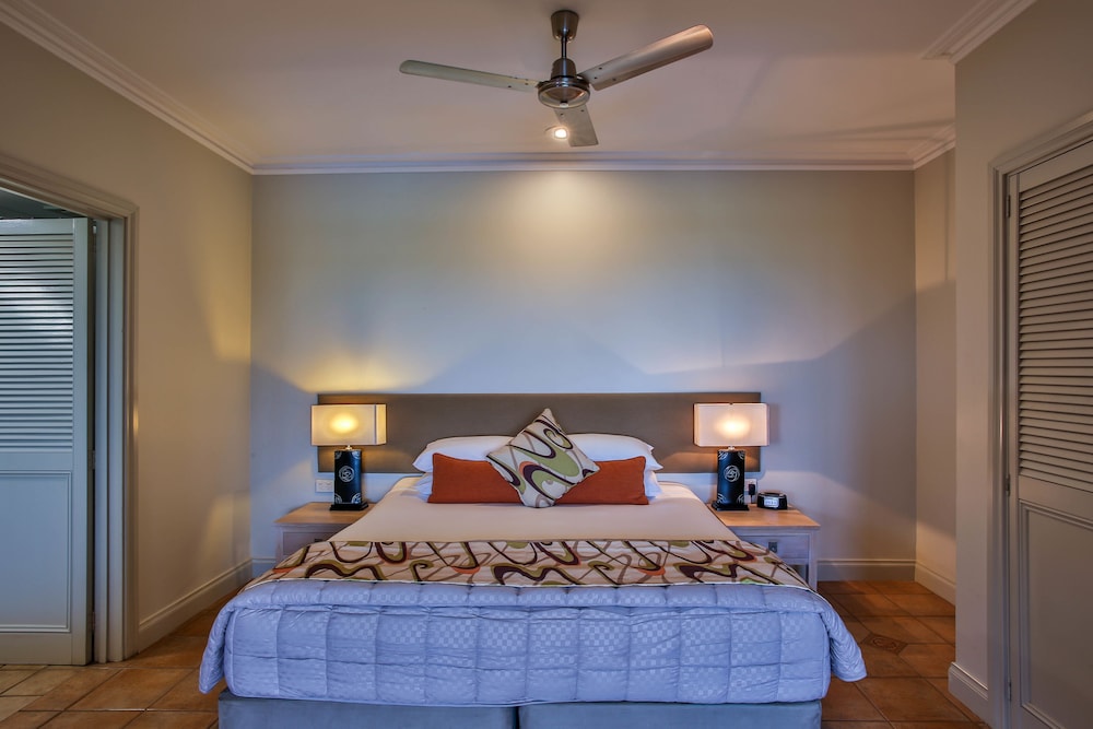 Moonlight Bay Suites 11/41