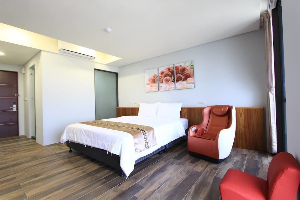 Apause Hotel 10/45