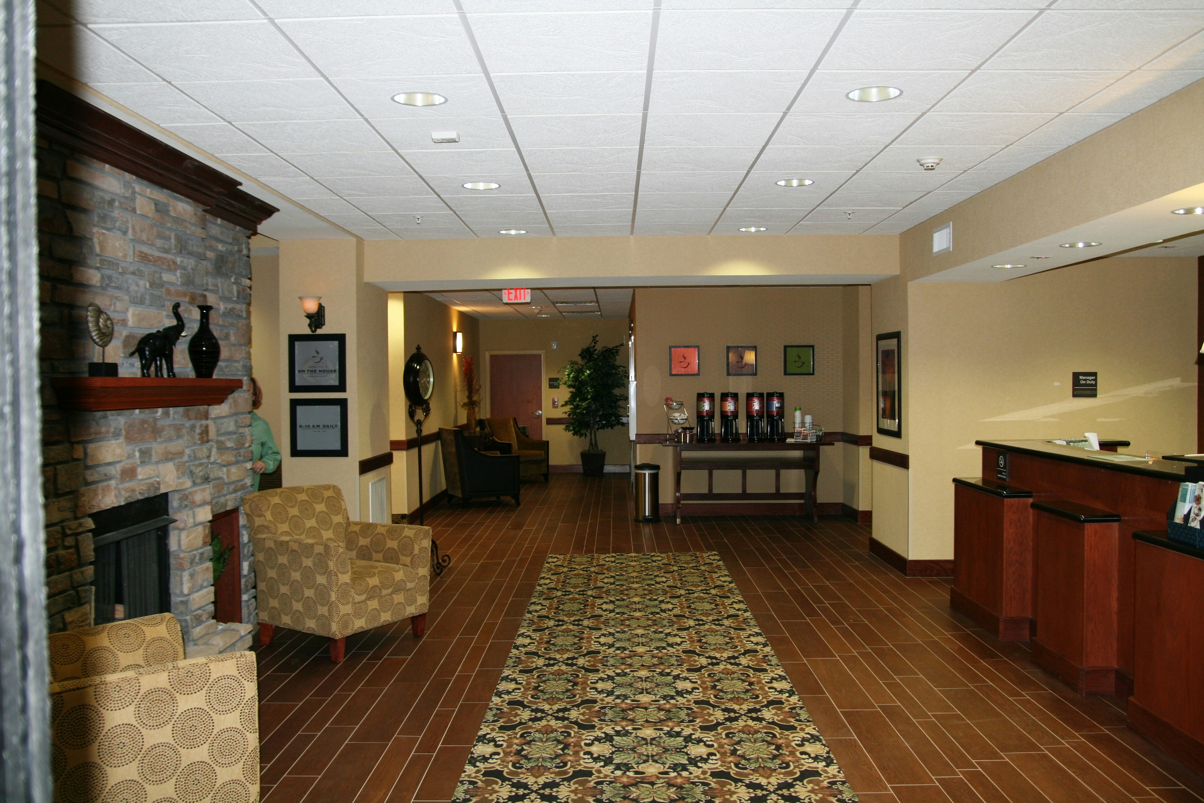 Hampton Inn and Suites Enid 36/50