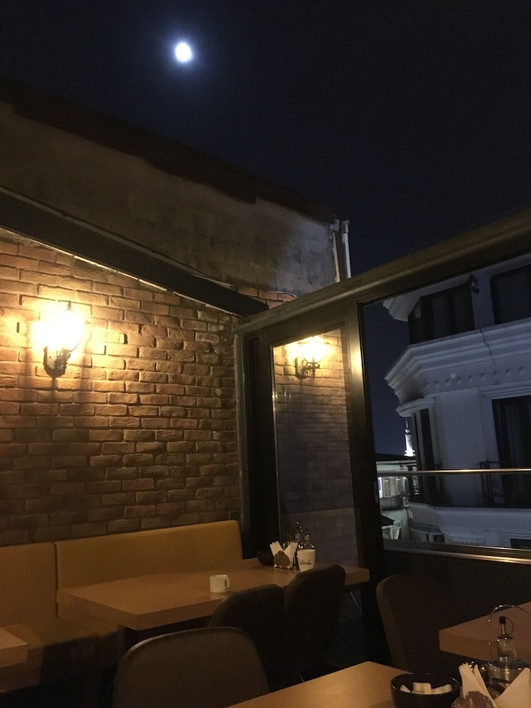 Istanbul Terrace Hotel 23/42