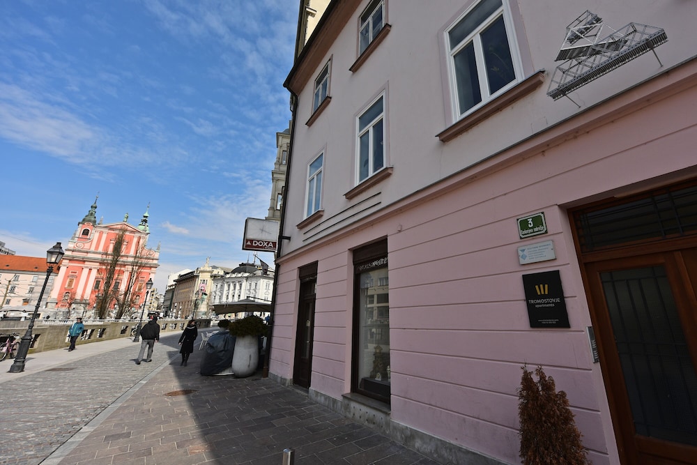 Tromostovje Apartments 47/50