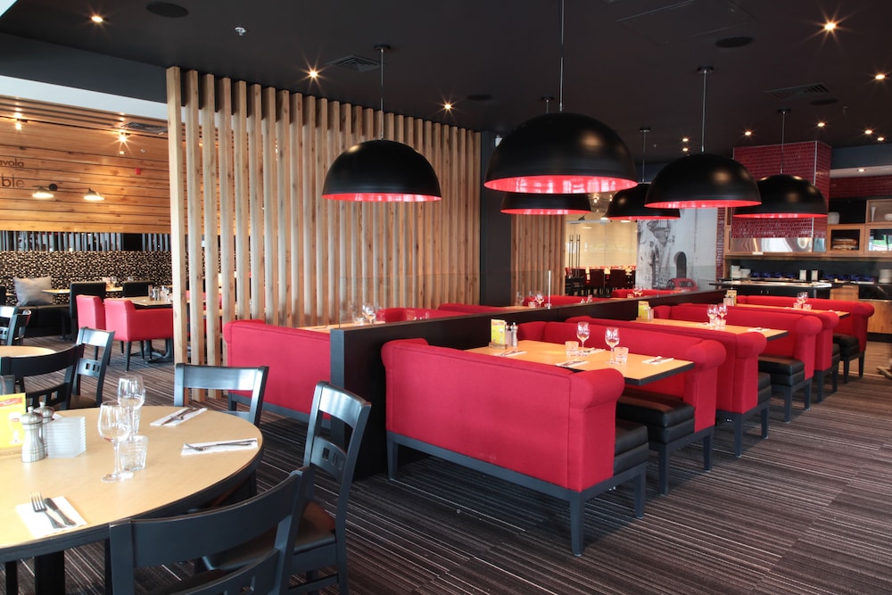 restaurant cafeteria