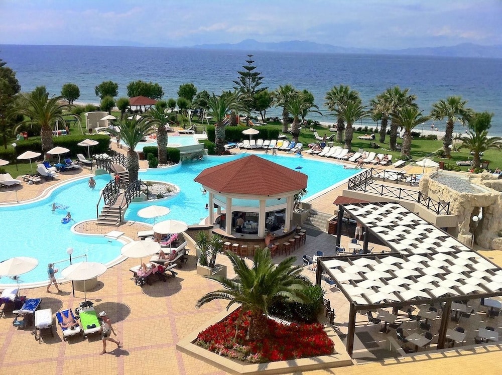 D'andrea Mare Beach Hotel 10/74