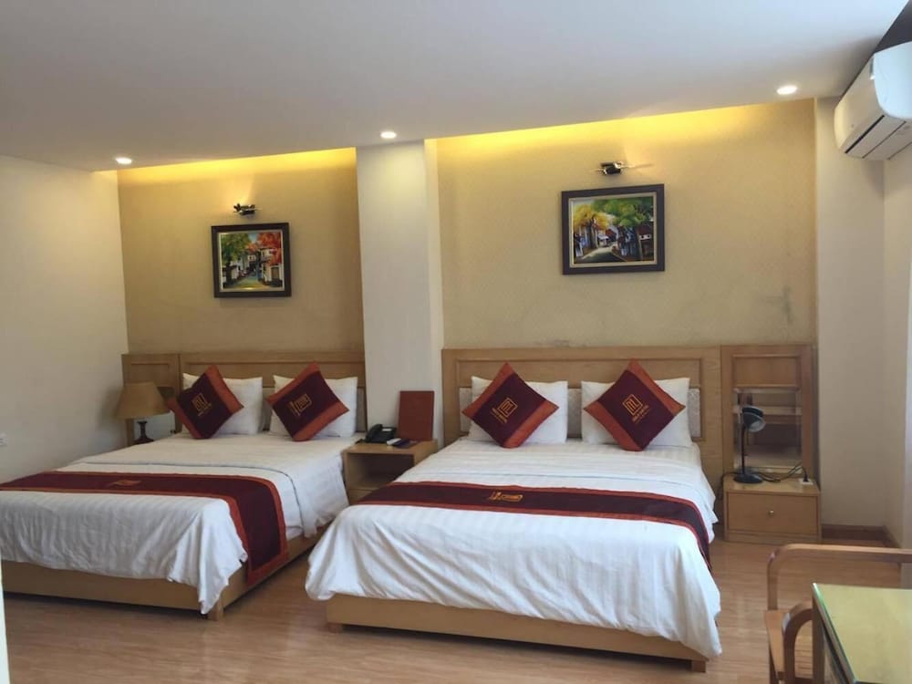 Mely Hotel 8/56