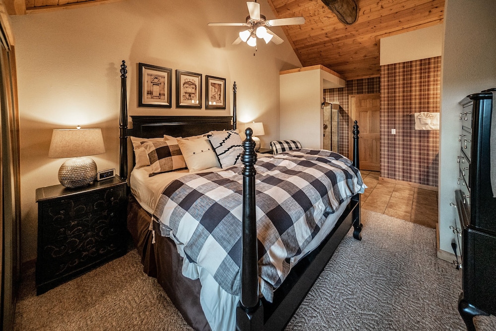 Cabins At Grand Mountain By Thousand Hills Resort 14/49