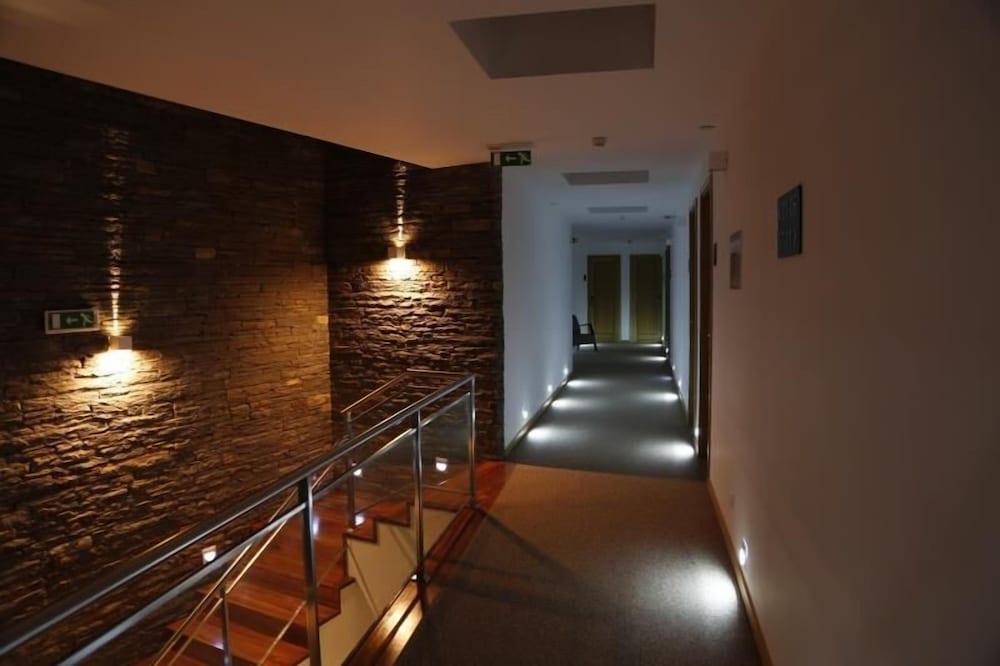 LBV HOUSE HOTEL 24/50