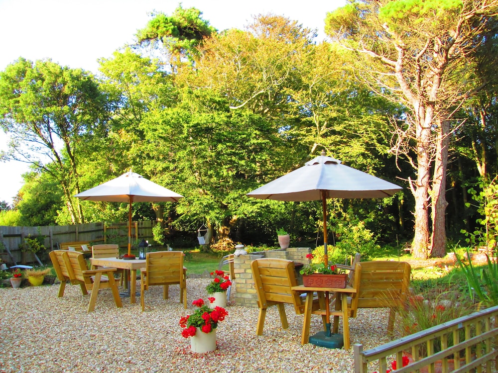 Weston Manor Bed And Breakfast 20/30