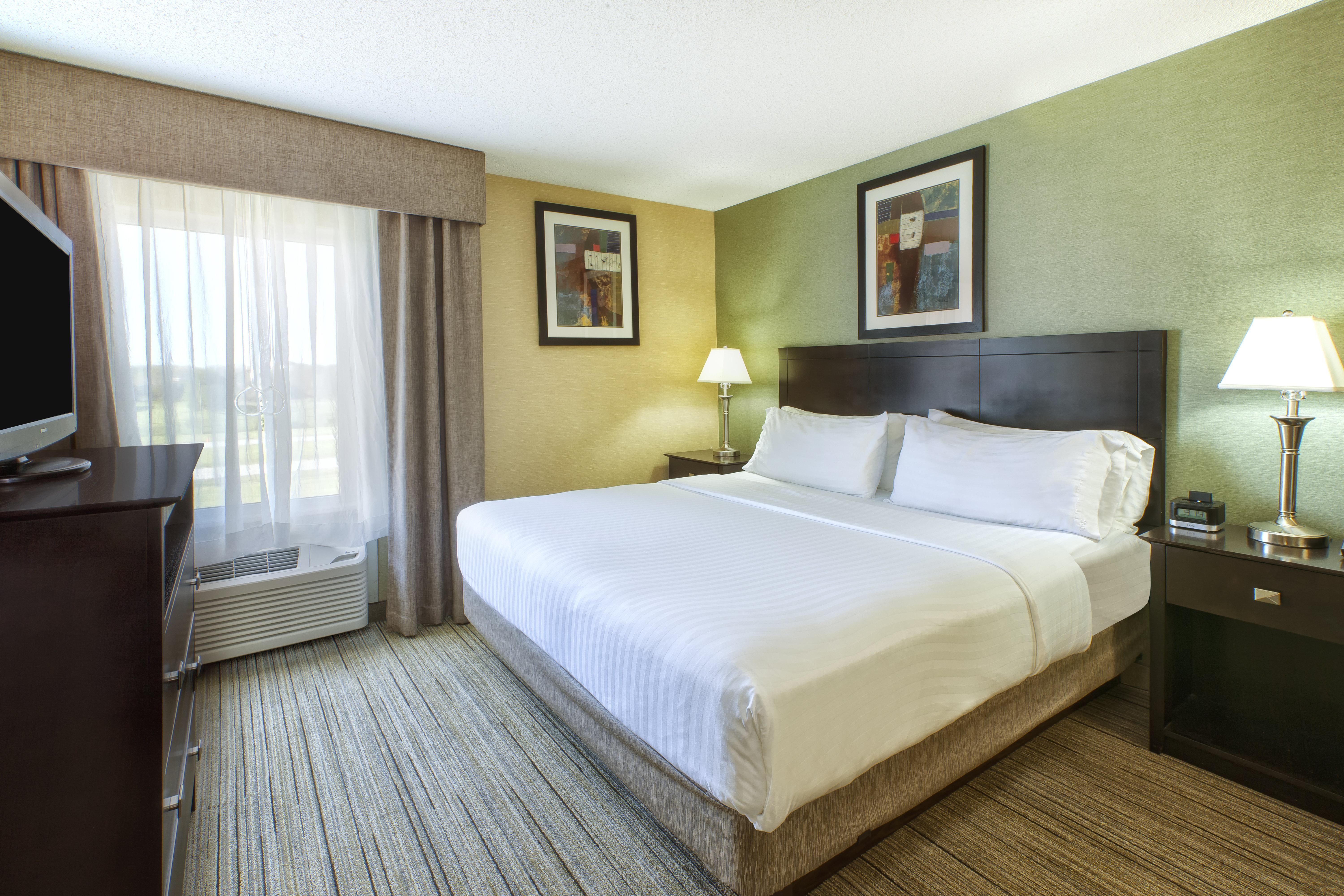 Country Inn & Suites by Radisson, Benton Harbor-St. Joseph, MI 9/31
