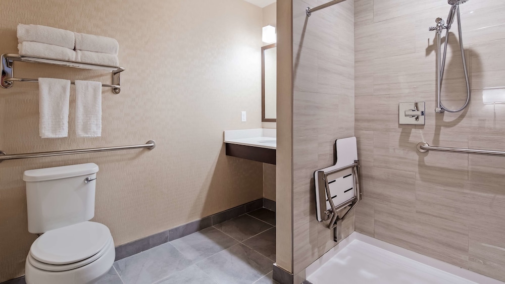 Best Western Plus Philadelphia-Pennsauken Hotel 13/32