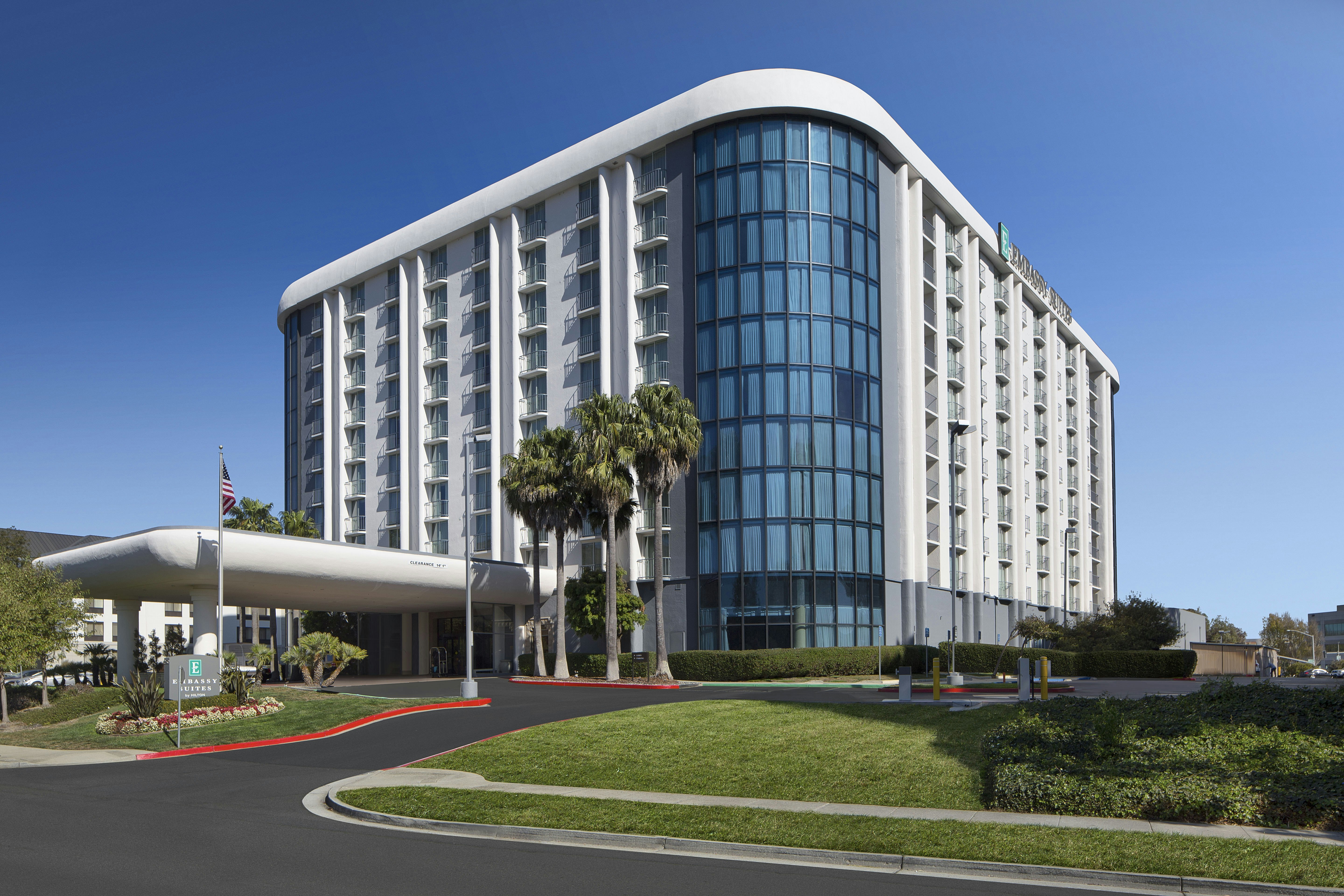 Embassy Suites by Hilton San Francisco Airport Oyster Point 35/36