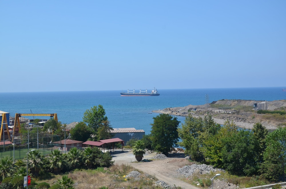 Grand Ahos Hotel Spa 25/28