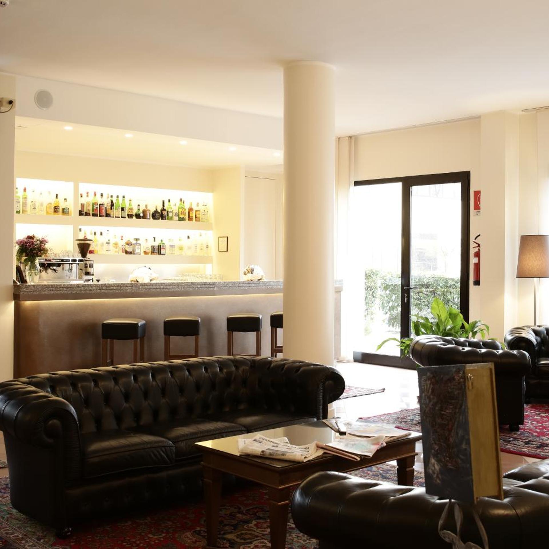 Hotel City 16/32
