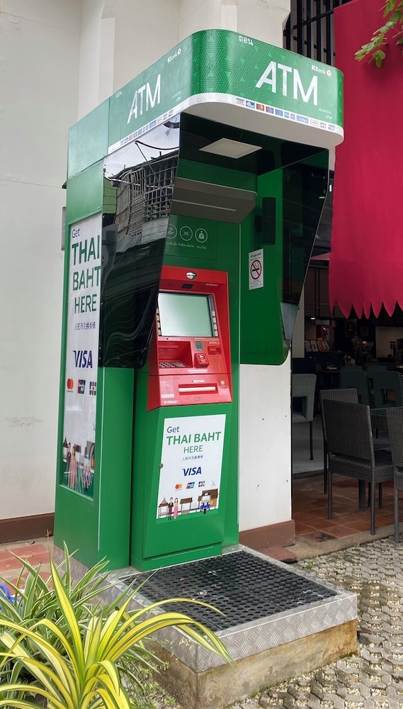 The Experience Walking Street Chiang Mai 35/48