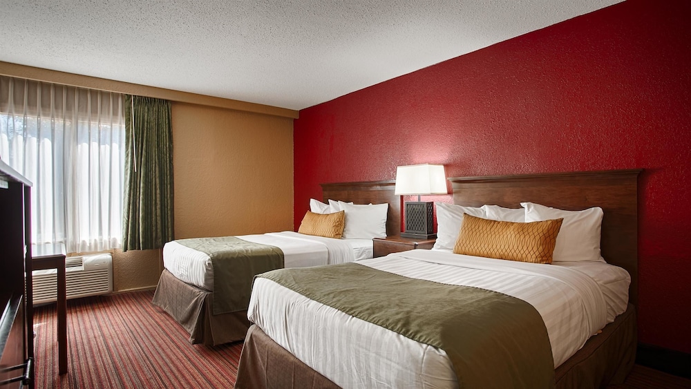 Baymont by Wyndham Richmond KY 14/30