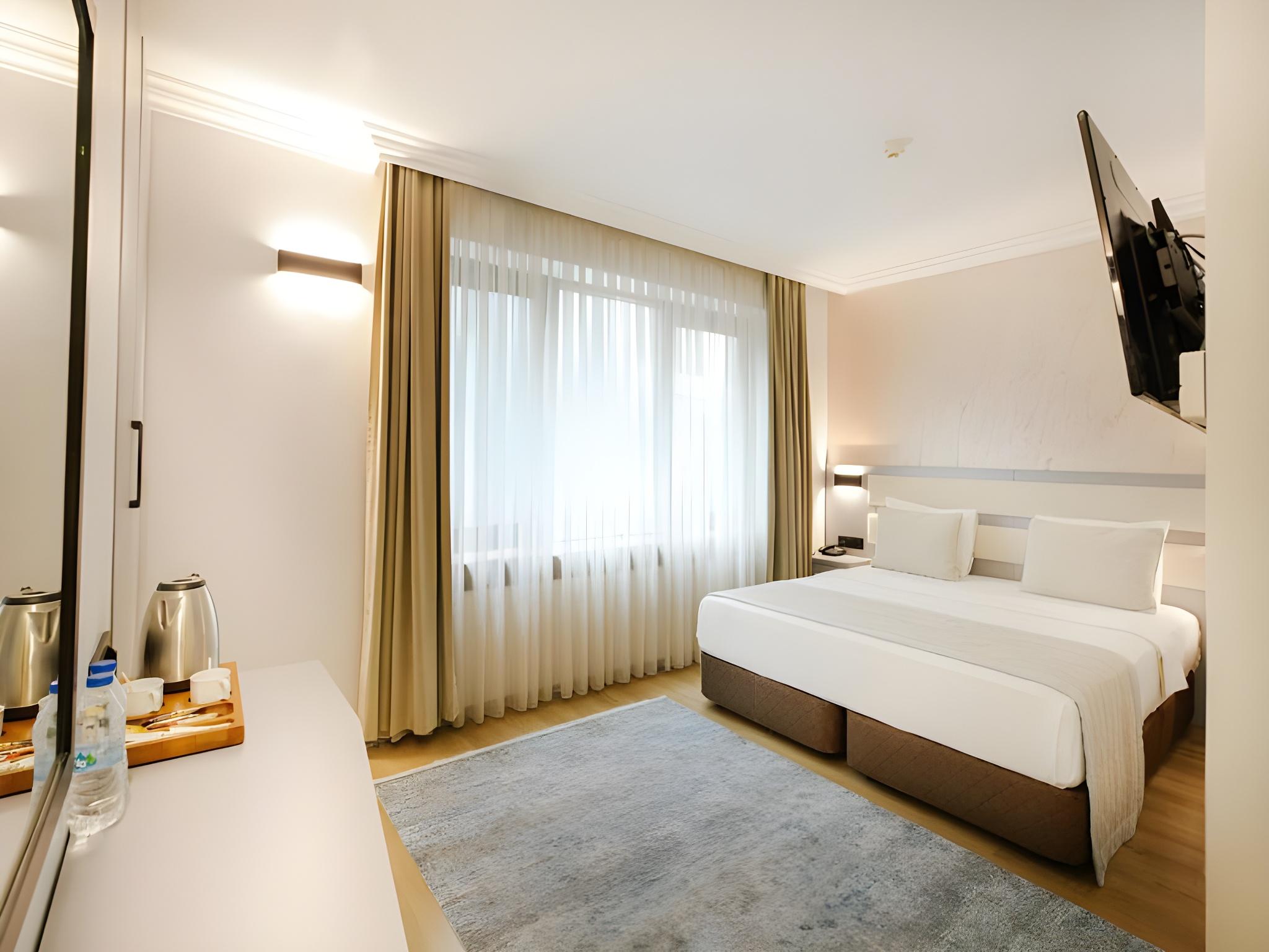 Plus, Comfort, Suite