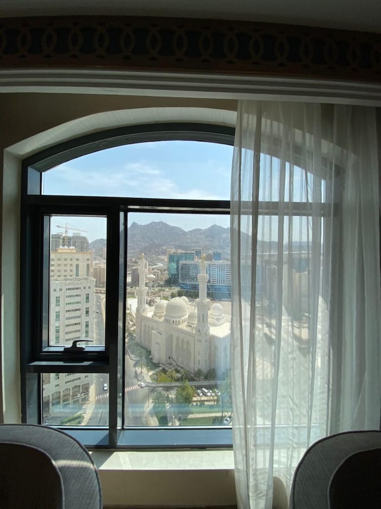 فيوليت(Violet Al Azizia Hotel) 27/50