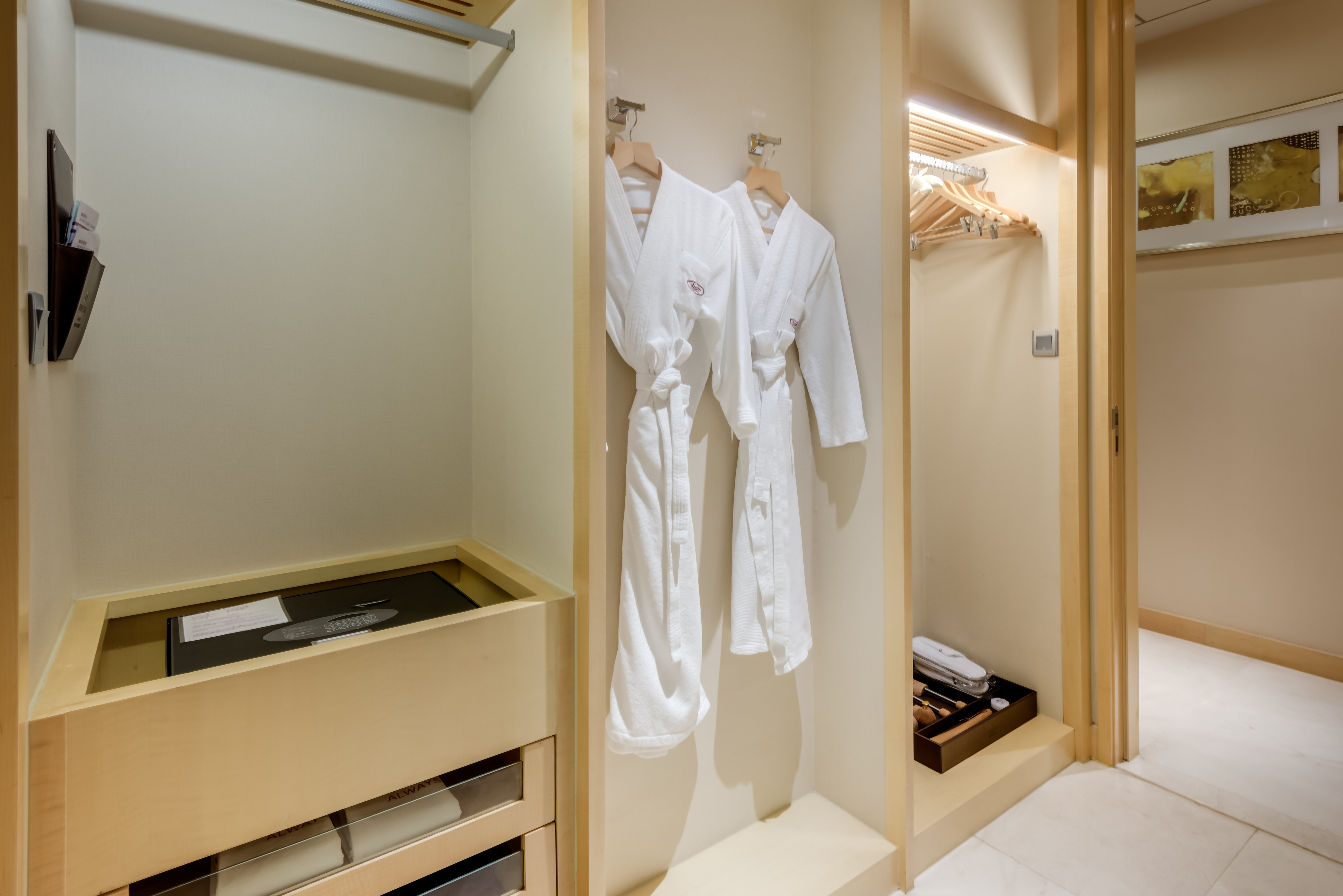 Crowne Plaza Xiangyang 50/50