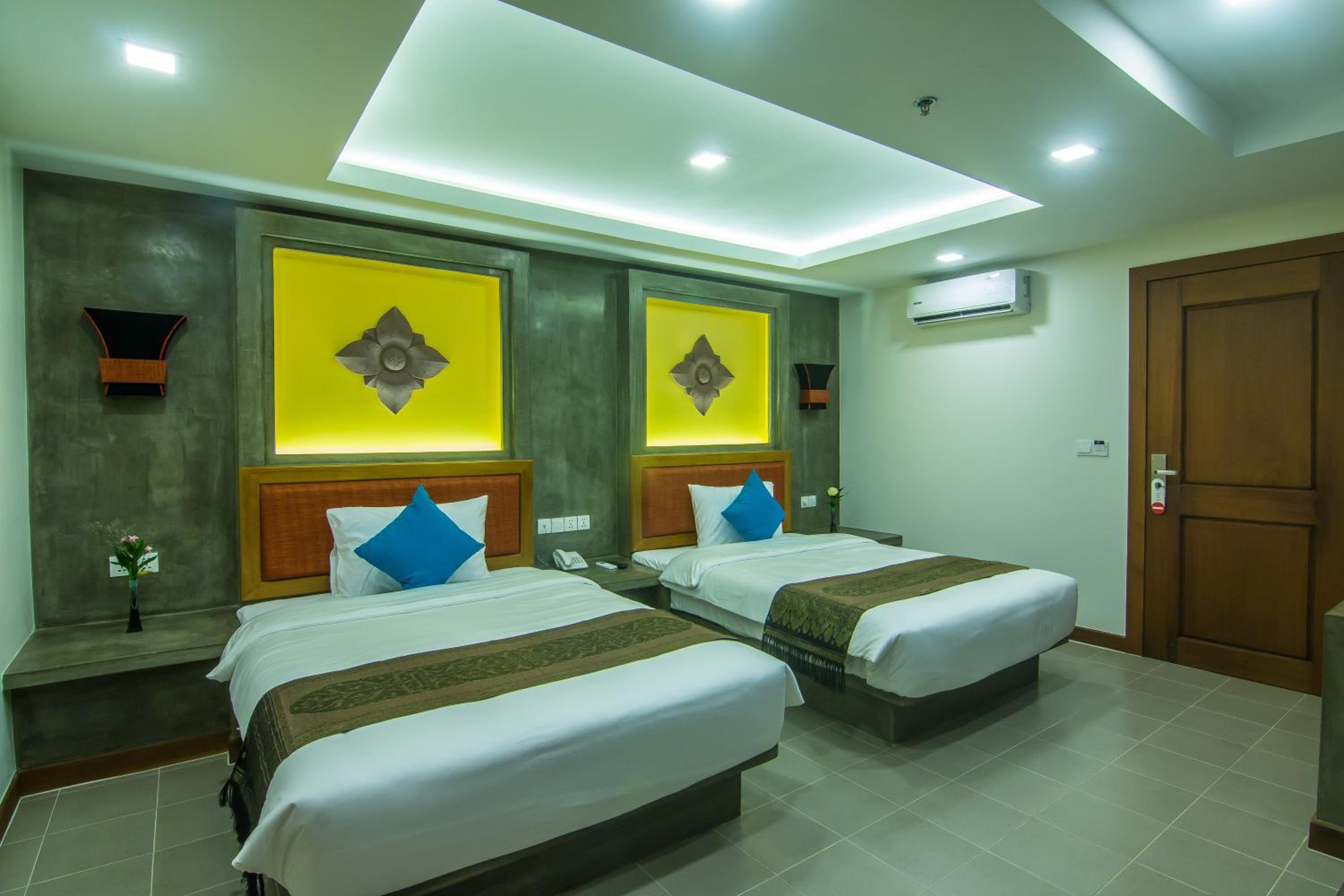 Semi Room, Deluxe, 2 Semi Double Beds
