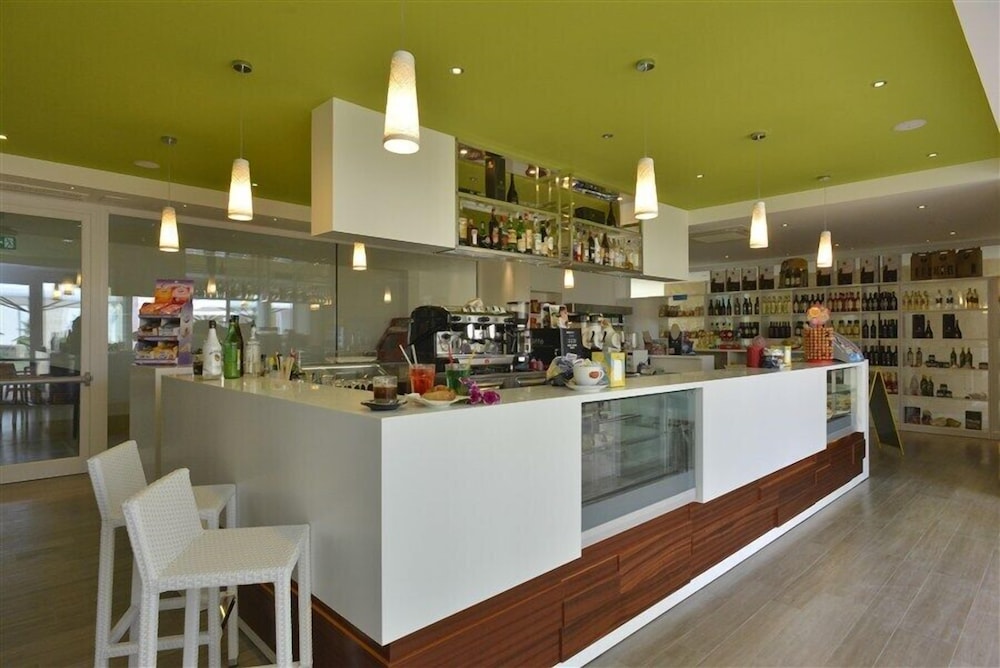 Villaggio Club La Brunese 44/67