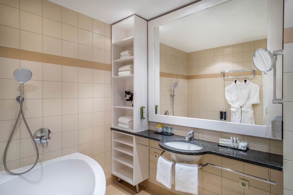 Hotel Frankfurt Messe Affiliated By Melia 17/73
