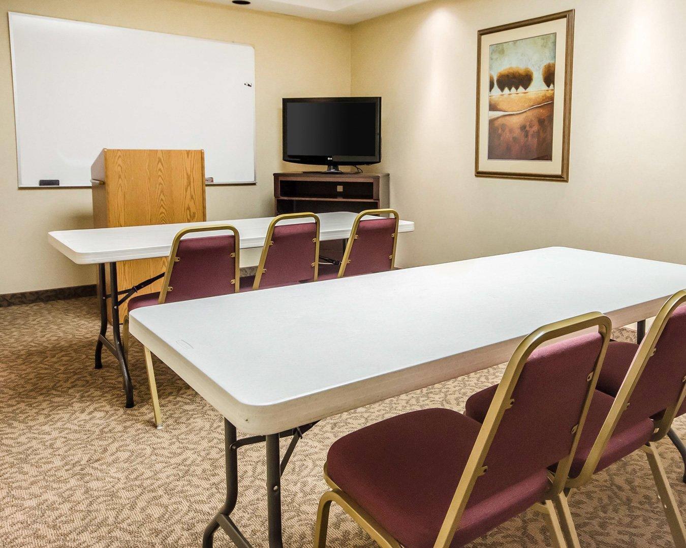 Comfort Suites Elizabethtown 19/19