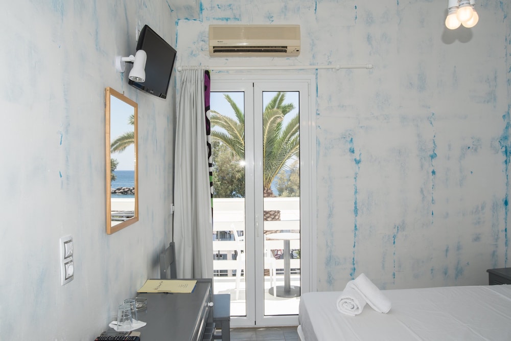 Beach Boutique Hotel 67/67