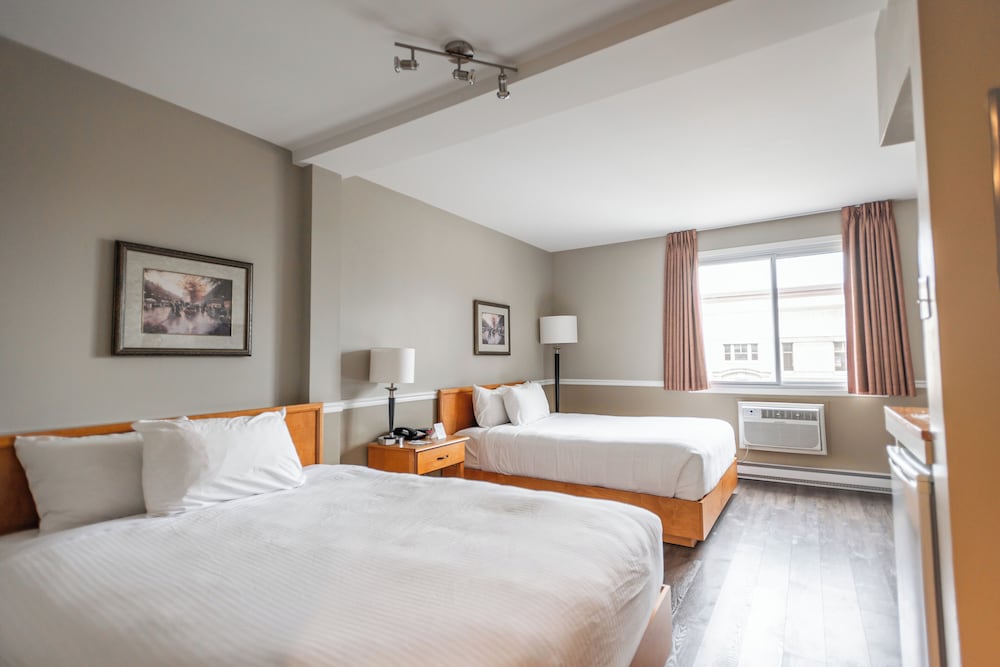 Hotel Le Roberval 13/46