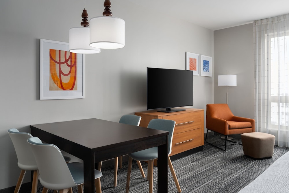 Towneplace Suites Champaign Urbana Campustown 35/48